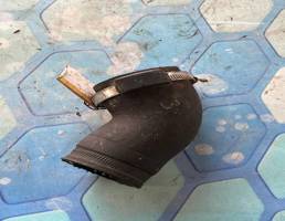 Патрубок интеркулера для VW Passat B6 (2005-2010)  запчасти бу