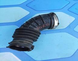 Патрубок воздушного фильтра для Audi A4 / B8 (2007-2015)  запчасти бу