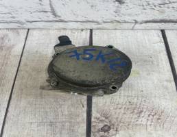 Насос вакуумный для VW Passat B6 (2005-2010)  запчасти бу