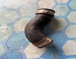 Патрубок интеркулера для VW Passat B6 (2005-2010)  запчасти бу