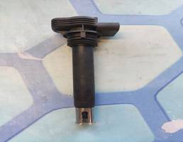 Катушка зажигания  для VW Passat B6 (2005-2010)  запчасти бу