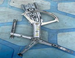 Стеклоподъемник передний правый для Opel Astra H (2004-2015)  запчасти бу