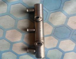 Топливная рампа для Audi A6 / C6 4F (2004-2011)  запчасти бу