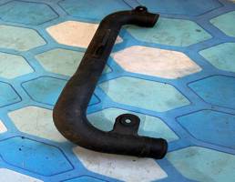 Патрубок интеркулера для VW Passat B5 (1996-2000)  запчасти бу