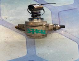 Насос топливный высокого давления для Audi A3 III / 8V (2013-2016)  запчасти бу