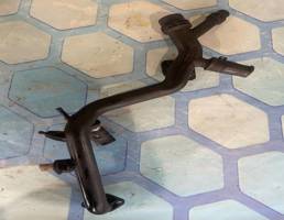 Трубка системы охлаждения ДВС для Audi A6 / C6 4F (2004-2011)  запчасти бу