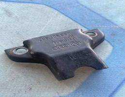 Кронштейн (сопут. товар) для VW Passat B6 (2005-2010)  запчасти бу