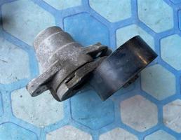 Натяжитель приводного ремня для Audi A3 III / 8V (2013-2016)  запчасти бу