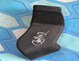 Патрубок воздуховод ДВС для Audi A6 / C5 (1997-2004)  запчасти бу