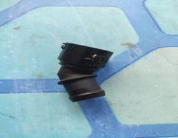 Фланец водяного охлаждения для VW Passat B6 (2005-2010)  запчасти бу