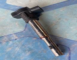 Катушка зажигания  для VW Passat B6 (2005-2010)  запчасти бу