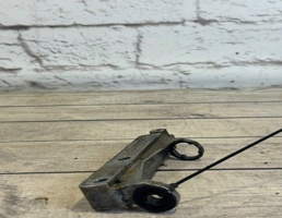 Кронштейн (сопут. товар) для Skoda Octavia / A5 1Z / (2004-2013)  запчасти бу