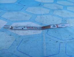 Кронштейн крыла переднего правый для Audi A7 (2011-)  запчасти бу