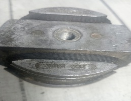 Опора КПП для Audi A6 / C5 (1997-2004)  запчасти бу