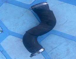 Патрубок интеркулера для Audi A4 / B8 (2007-2015)  запчасти бу