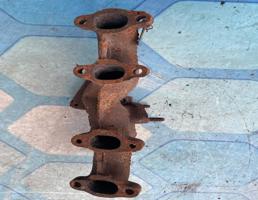 Коллектор выпускной для Audi A4 / B6 (2000-2004)  запчасти бу