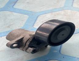 Натяжитель приводного ремня для Skoda Octavia / A7 / (2013-2021)  запчасти бу