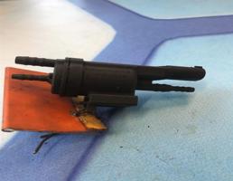 Клапан электромагнитный для Opel Astra H (2004-2015)  запчасти бу