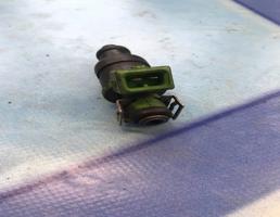 Форсунка топливная бензиновая для Audi A6 / C5 (1997-2004)  запчасти бу