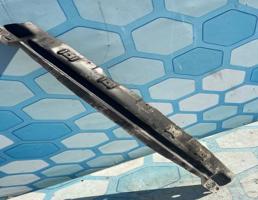 Кронштейн панели радиатора нижний для VW Touareg 1 (2002-2007)  запчасти бу