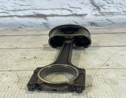 Поршень в сборе с шатуном для Audi A4 / B5 (1994-2001)  запчасти бу