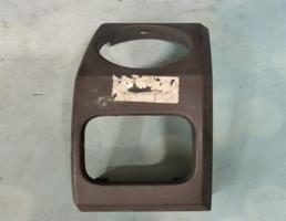 Накладка дефлектора правая для Land Rover Discovery III (2004-2009)  запчасти бу