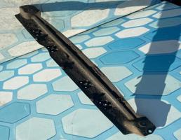 Кронштейн панели радиатора нижний для VW Touareg 1 (2002-2007)  запчасти бу