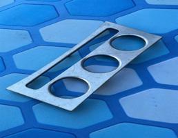 Накладка декоративная на торпедо для VW Passat B6 (2005-2010)  запчасти бу