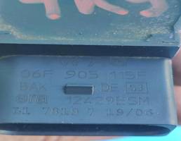 Катушка зажигания  для VW Passat B6 (2005-2010)  запчасти бу