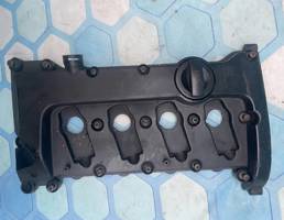 Клапанная крышка для Audi A4 / B6 (2000-2004)  запчасти бу