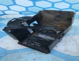 Кронштейн аккумулятора для Ford Focus II (2005-2008) Дорестайлинг  запчасти бу