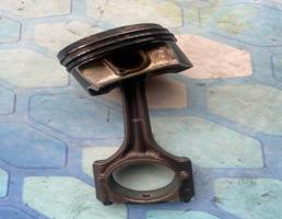 Поршень в сборе с шатуном для Audi A6 / C6 4F (2004-2011)  запчасти бу