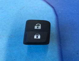 Кнопка центрального замка для Volvo S40 IV (2004-2012)  запчасти бу