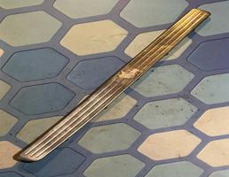 Накладка порога внутренняя передняя правая для VW Touareg 1 (2002-2007)  запчасти бу