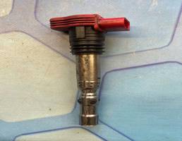 Катушка зажигания  для Audi A6 / C5 (1997-2004)  запчасти бу