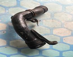 Патрубок интеркулера для VW Passat B6 (2005-2010)  запчасти бу