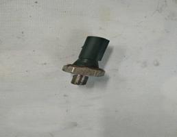 Датчик давления масла для Audi A4 / B8 (2007-2015)  запчасти бу