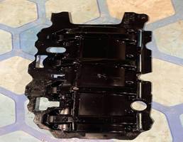 Маслоотражатель для Audi A1 (2010-)  запчасти бу