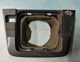 Накладка декоративная на торпедо для VW Passat B6 (2005-2010)  запчасти бу