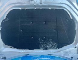 Шумоизоляция капота для Audi Q7 / 4L (2005-2015)  запчасти бу