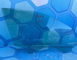 Стекло двери переднее правое для Audi A4 / B8 (2007-2015)  запчасти бу