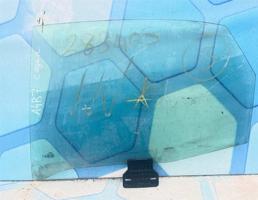 Стекло двери заднее левое седан для Audi A4 / B7 (2005-2007)  запчасти бу