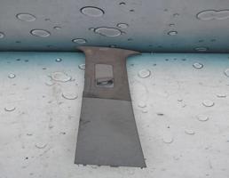 Облицовка стойки центральной левая верх для VW Touareg 1 (2002-2007)  запчасти бу