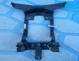 Кронштейн (сопут. товар) для Audi A7 (2011-)  запчасти бу