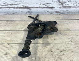 Кронштейн тросов переключения МКПП для Audi A3 III / 8V (2013-2016)  запчасти бу