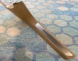 Накладка порога внутренняя передняя правая для Audi A8 4H (2010-2017)  запчасти бу