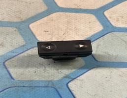 Кнопка стеклоподъемника для Opel Vectra C (2002-2008)  запчасти бу