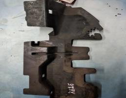 Воздуховод радиатора охлаждения левый для VW Passat B6 (2005-2010)  запчасти бу