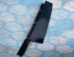 Накладка стойки задней правой  для Audi A8 4H (2010-2017)  запчасти бу