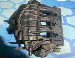 Коллектор впускной для Audi A4 / B8 (2007-2015)  запчасти бу